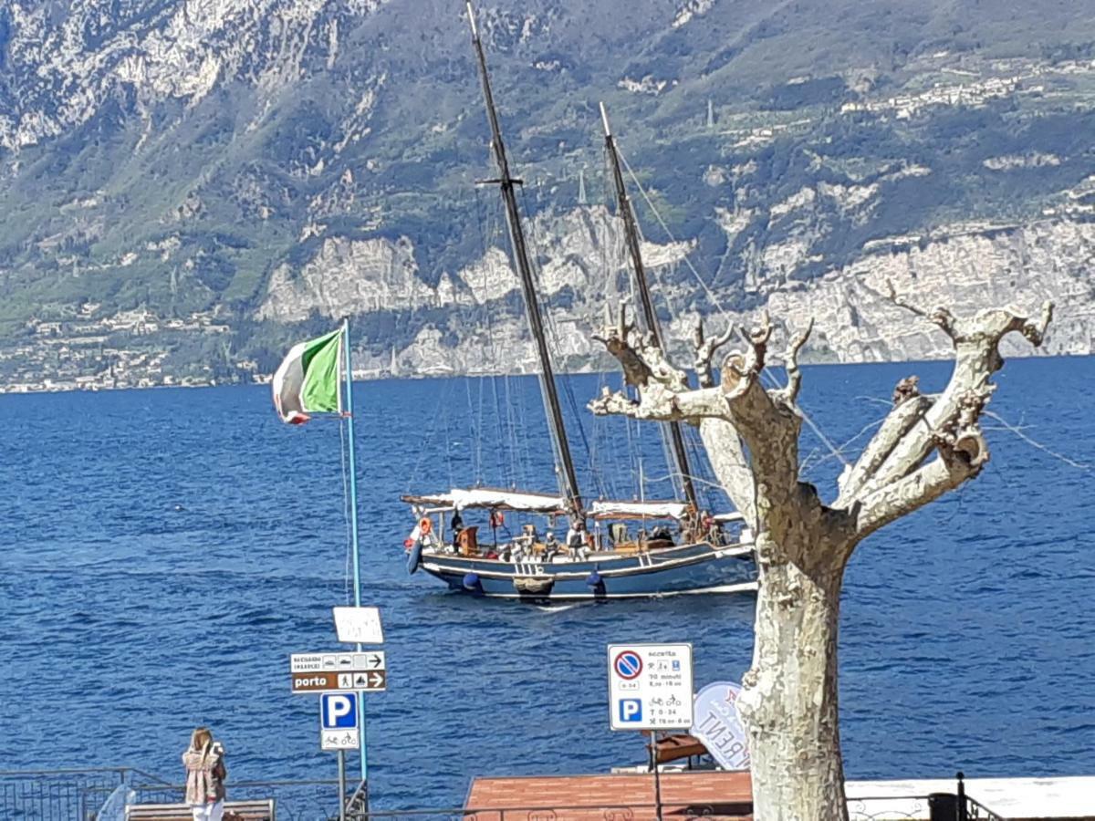 Casa Vacanze Ester Brenzone sul Garda Buitenkant foto